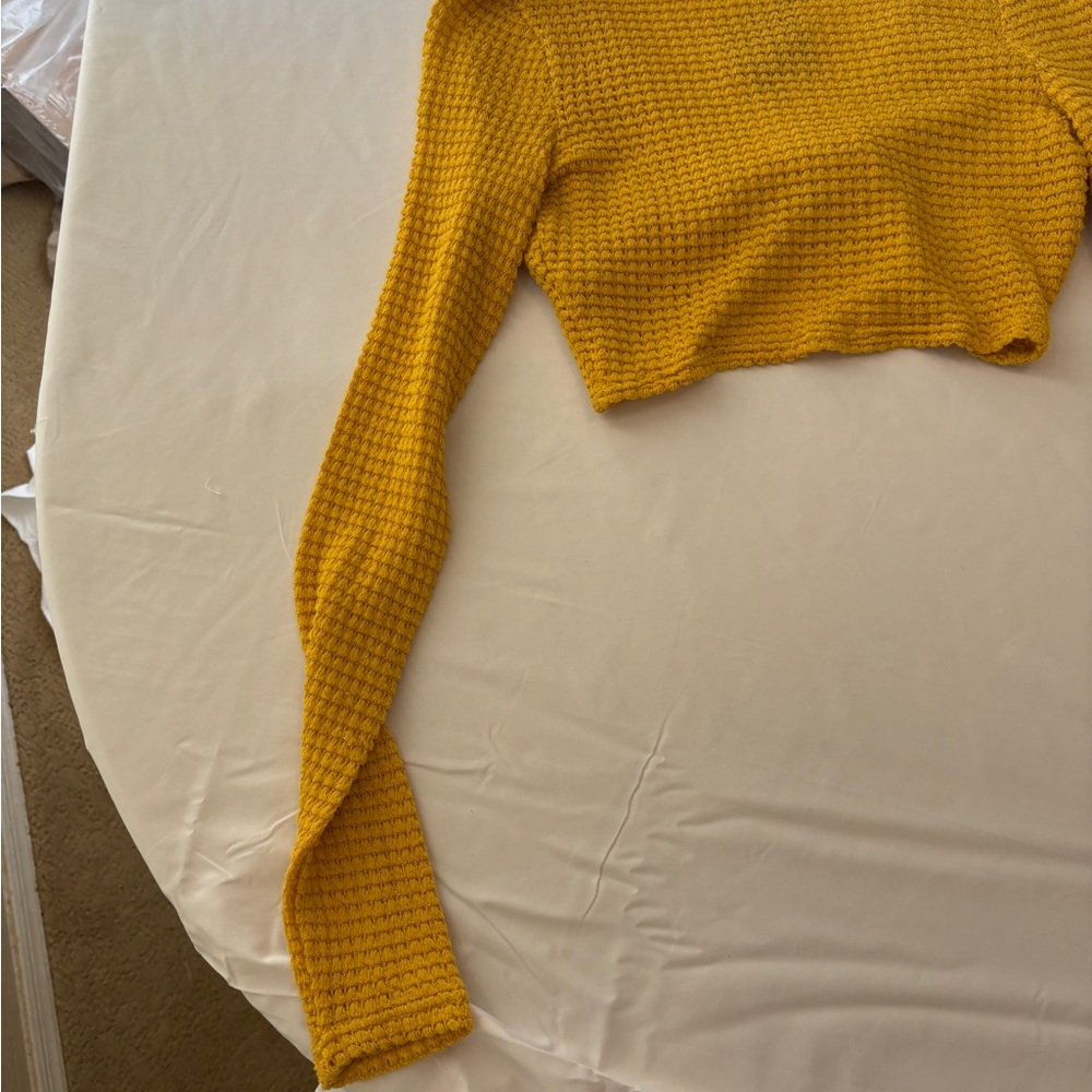 Forever 21 Mustard Yellow Knit Crop Top Long Sleeve Women Size Small New - Picture 8 of 8
